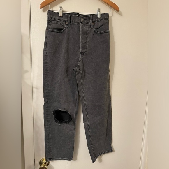 EXPRESS black distressed cropped‎ dad jeans size 4 - Picture 2 of 9